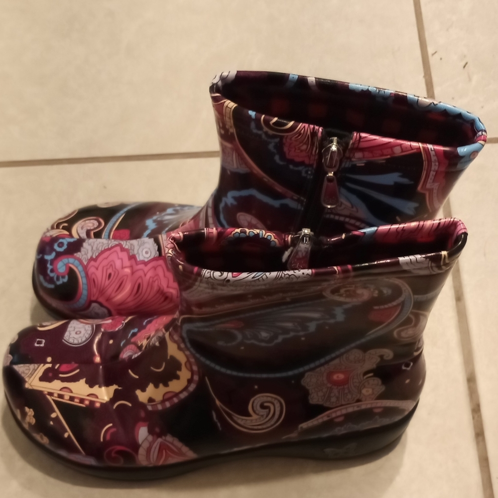 Rain booties